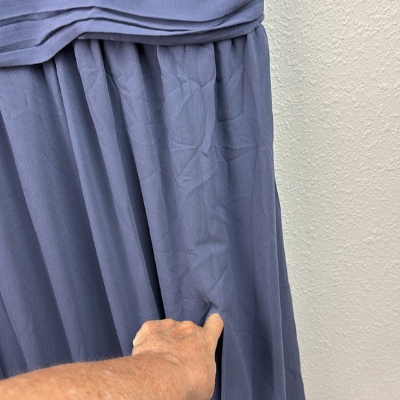 NEW, LULU’s formal maxi gown, leg slit, deep V neck, flowing chiffon dress - Picture 8 of 15